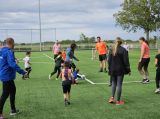 Laatste training S.K.N.W.K. JO7-1 (partijtje tegen de ouders) van maandag 27 mei 2024 (158/180)